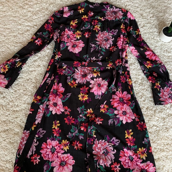 MNYC Isaac Mizrahi floral dress - Picture 8 of 8